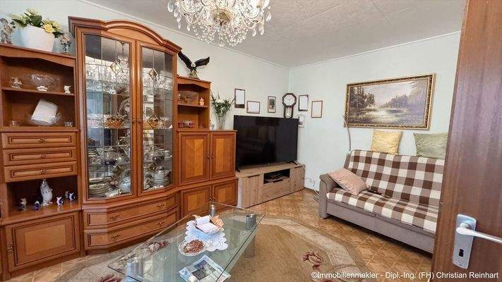 02 (1) Wohnzimmer.jpeg