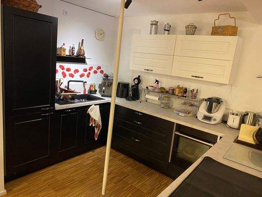 Einbauküche (Kann abgelöst werden)