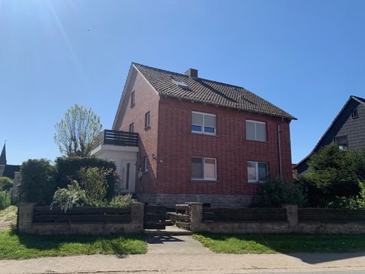 Straßenansicht