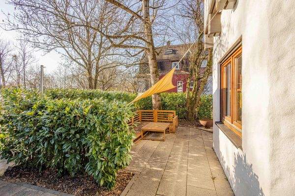 weiterer Freisitz EG