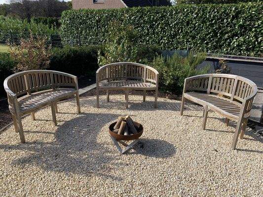 & Feuerstelle für laue Abende