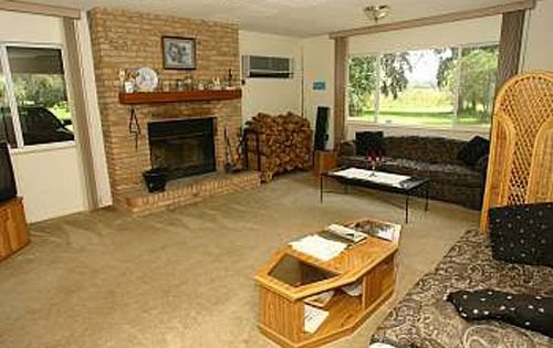 Farmhouse, Livingroom