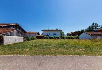 Blick auf das Baugrundstück