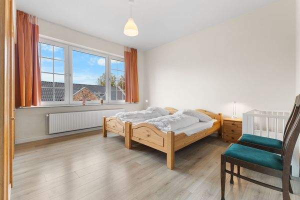 Schlafzimmer 1 WG3 - OG