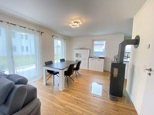 Essbereich mit Kaminofen