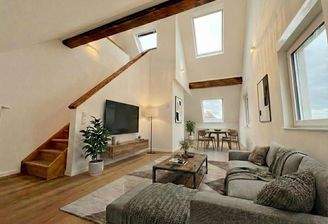 Wohnzimmer KI Staging