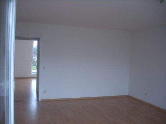 Blick vom Balkon bis zum Schlafzimmer