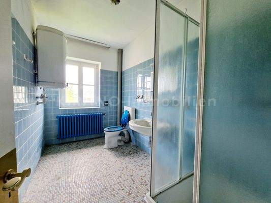 Hotel Zimmer Bad  1
