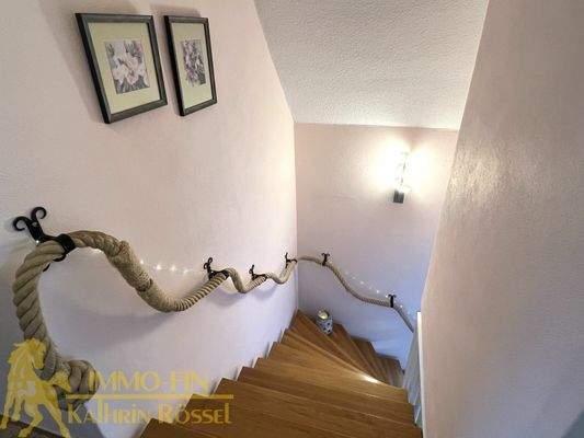 Geschosstreppe in das OG