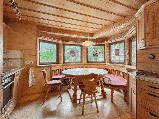 Küche mit Erker Rückgebäude EG