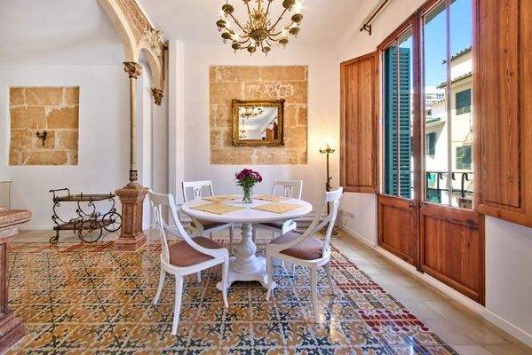 01-apartamento santa catalina comedor1