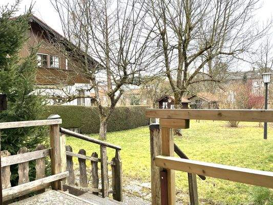 16 Blick in den Garten von der Terrasse Küche.JPEG