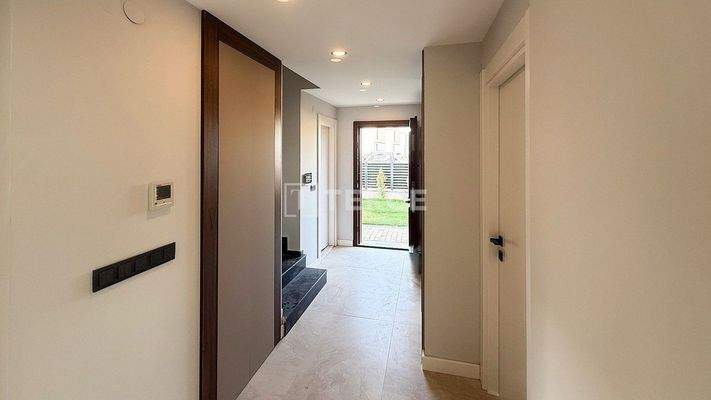 Brand New Villas with Private Pools and Gardens in Kuşadası