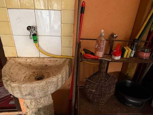 5696A645-81AC-4DCC-AC59-72F0999CD296