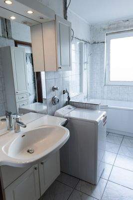 Badezimmer mit Badwanne