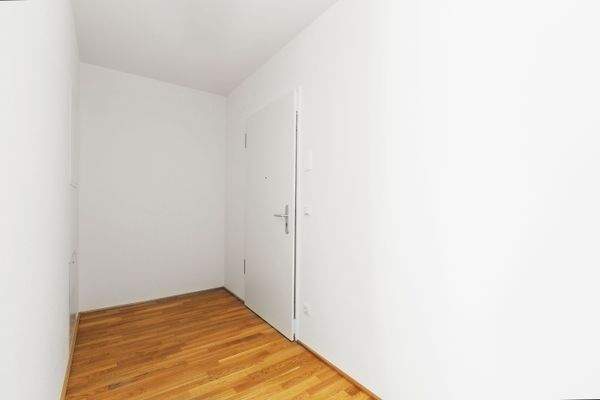 Eingangsbereich (Musterwohnung)