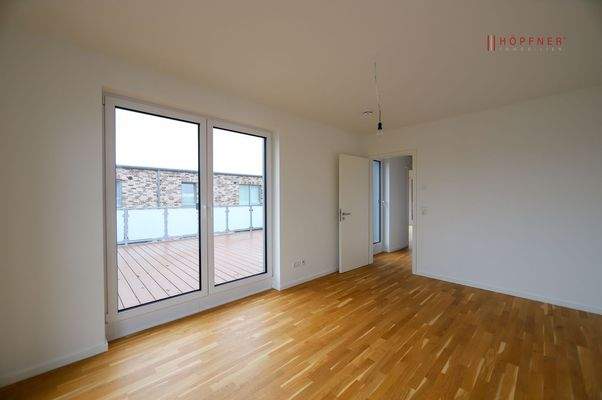 Schlafzimmer Blick 2