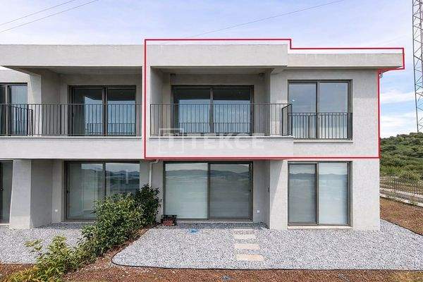 Lake View Apartment in a Secure Complex in Bodrum