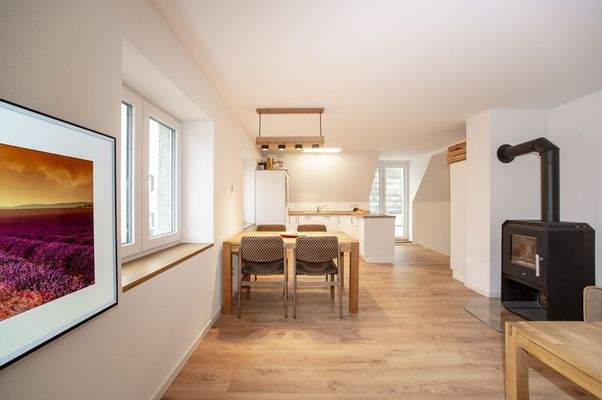 Wohnen/Essen/Kochen mit Kamin