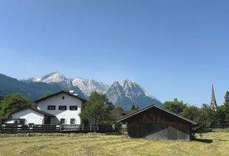 Aussenansicht mit Umgebung