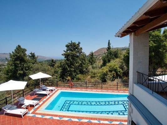 Kreta, Filippos: Villa mit Pool und atemberaubendem Blick zu verkaufen