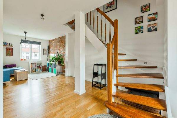 Treppe zum oberen Wohnbereich