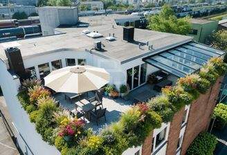 Deine neue Terrasse! - (KI generiert)