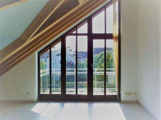 Wohnzimmer, lichtdurchflutet2020