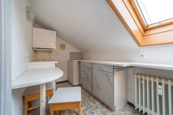 Küche mit Einbauküche DG