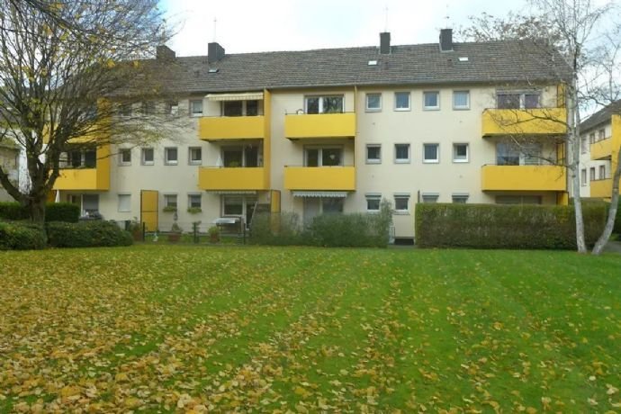 IN ZENTRALER LAGE VON BONN - DUISDORF 3-ZIMMER -WOHNUNG MIT BALKON