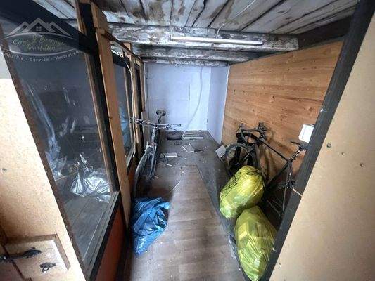 Verschlag zur Wohnung 1.OG