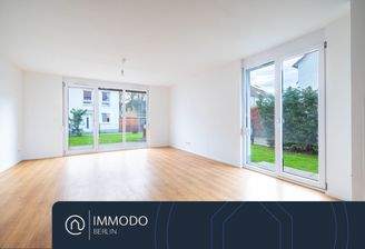 Wohnzimmer mit Garten