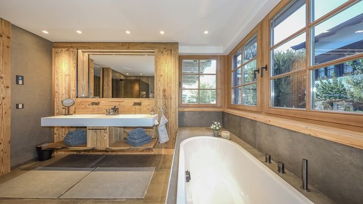 KITZIMMO-Luxuswohnung mit Pool in zentraler Toplage - Immobilien Kitzbühel.