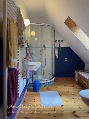 Bad im Dachgeschoss.jpg