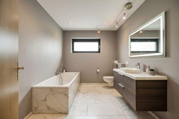 Visualisierung Bad mit Badewanne