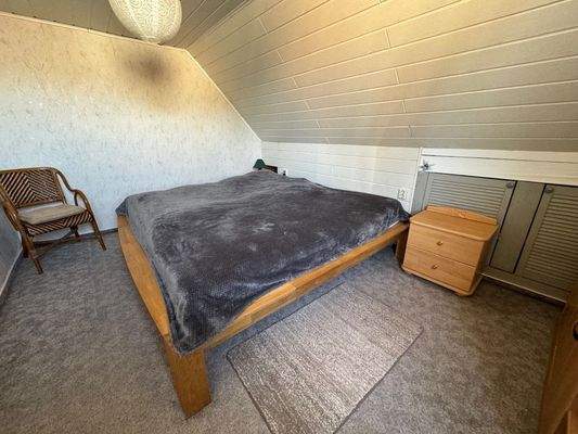 Schlafzimmer im DG