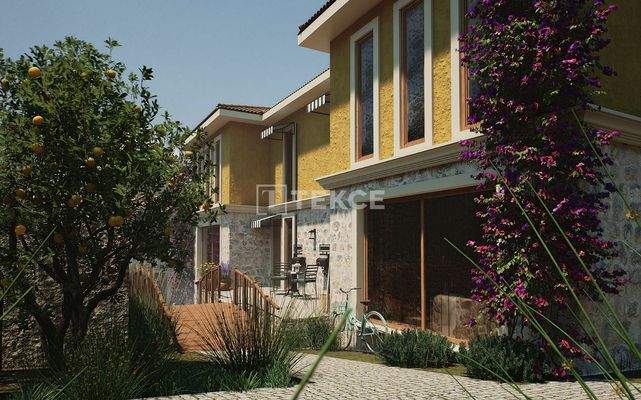 Semi-Detached Villas with Private Gardens in Seferihisar