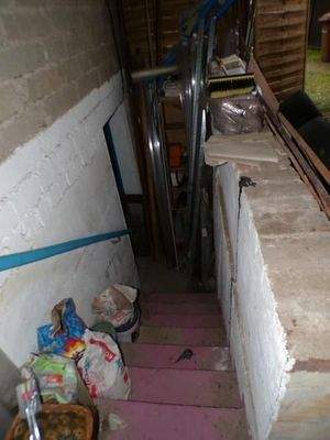 Kellerabgang im Schuppen für unter Garagen