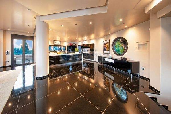 img_450bdb3a-227c-4309-8d44-817806e92081