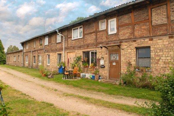 4 Wohnhaus Haus 3 Rückseite