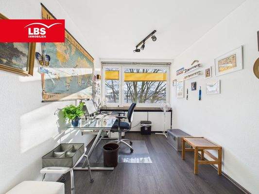 Büro / Kinderzimmer