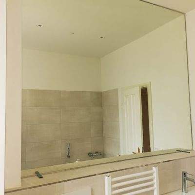 Bad - 3 Raum Wohnung