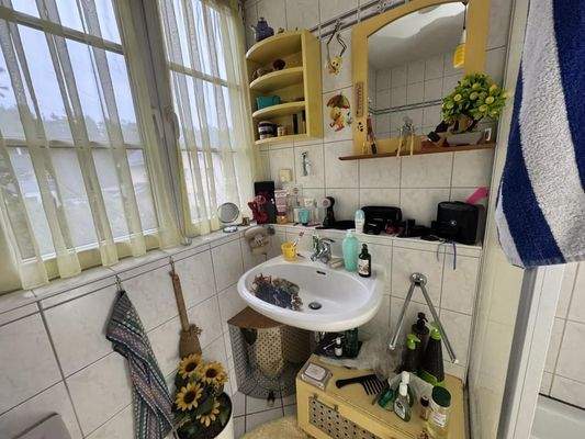 tagesbelichtetes Bad...