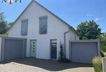 Haus- und Garagenansicht