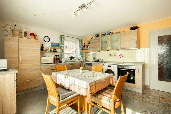 Esszimmer + Küche Obergeschoss (Bild 1)