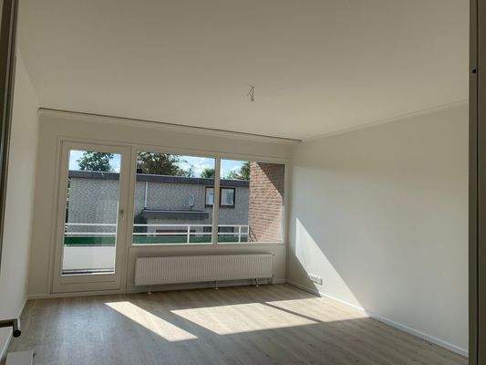 Helle renovierte Wohnung