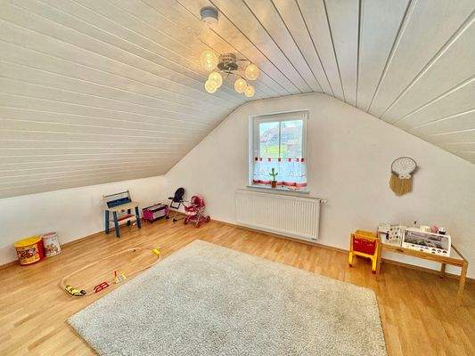 Wohnraum im Dachgeschoss