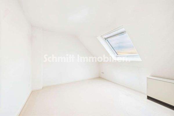 Wohn- und Schlafzimmer