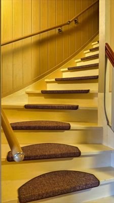 Treppe ins DG