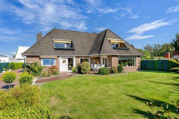 Gartenseite und Eingang